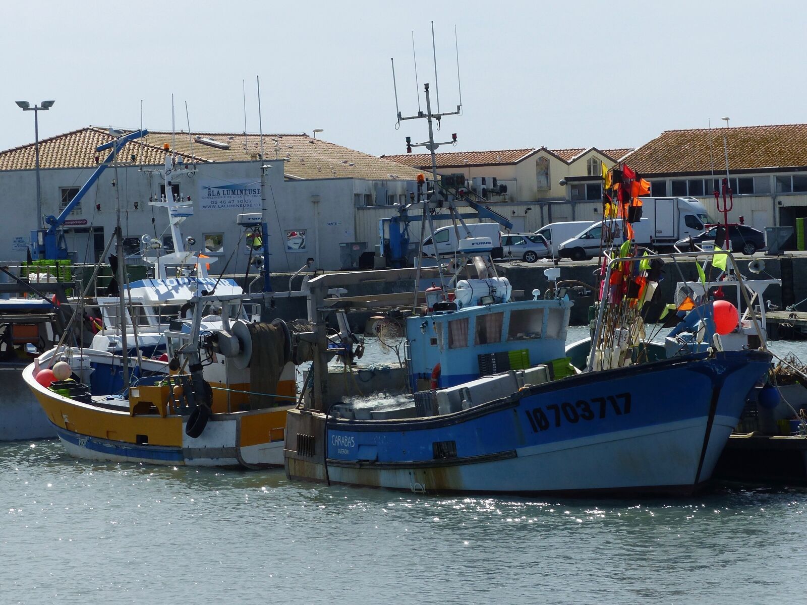 Panasonic Lumix DMC-FZ200 sample photo. Trawler, boats, fishing photography