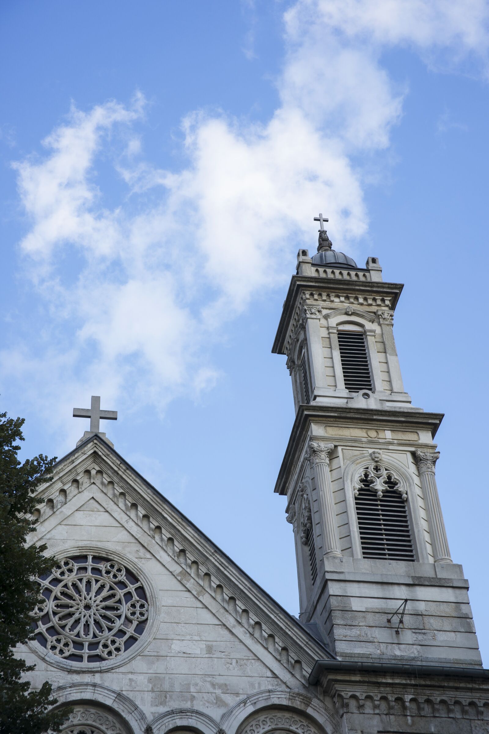 Sony Alpha DSLR-A850 sample photo. Building, religion, church photography