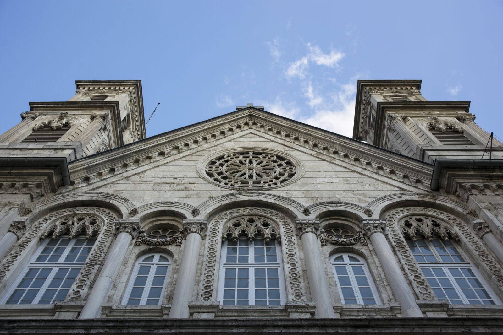Sony Alpha DSLR-A850 sample photo. Church, temple, worship photography