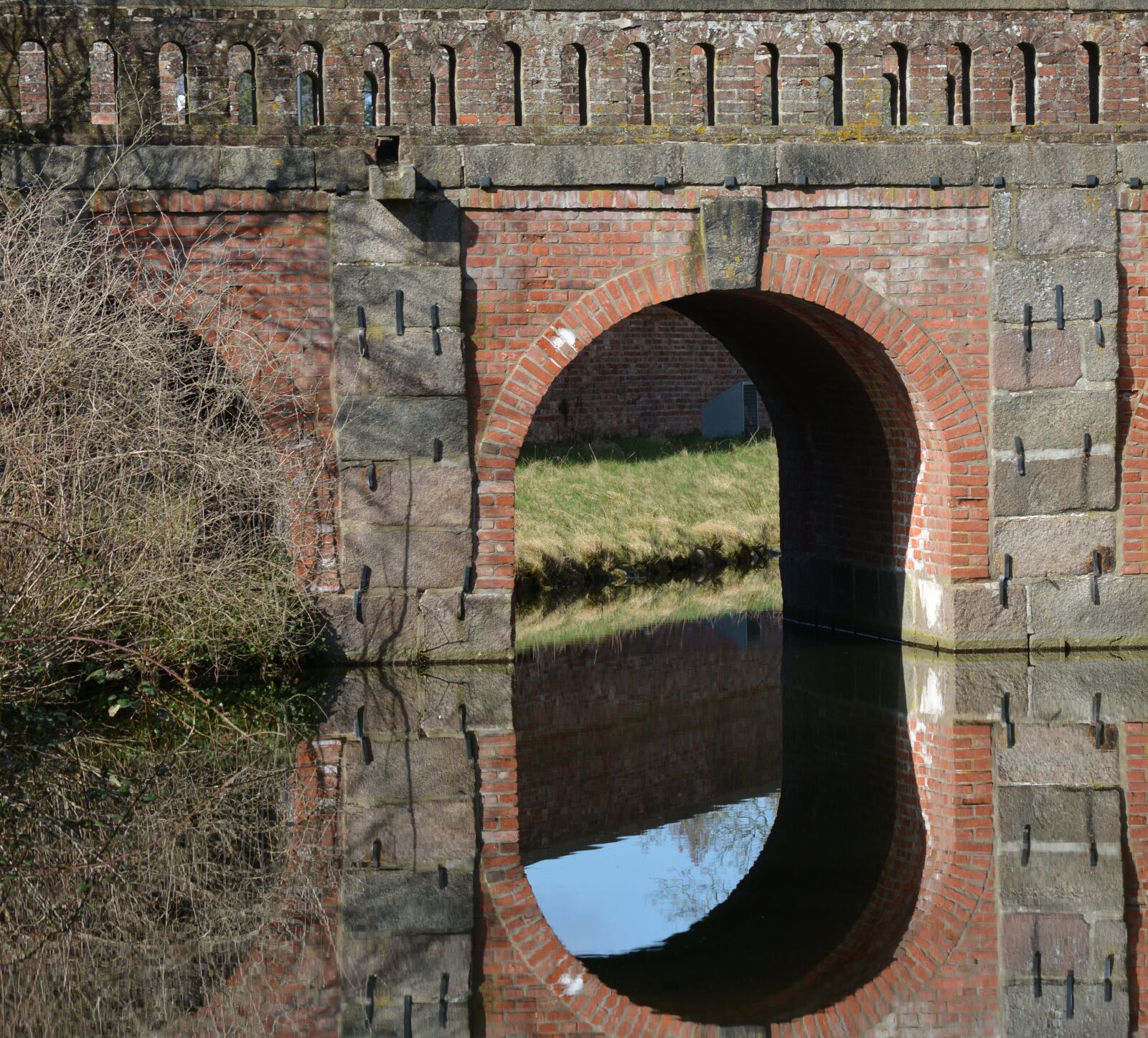 Nikon D7100 sample photo. Architecture, eutin, closed bridge photography