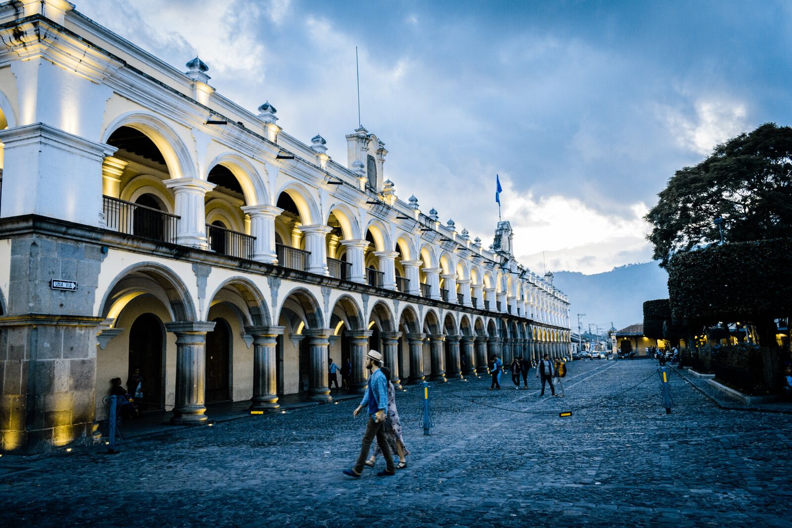 Nikon D5600 sample photo. Antigua guatemala, colonial city photography