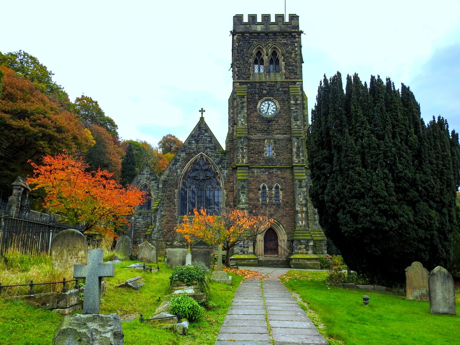 Nikon Coolpix P900 sample photo. Coalbrookdale church, old, religion photography