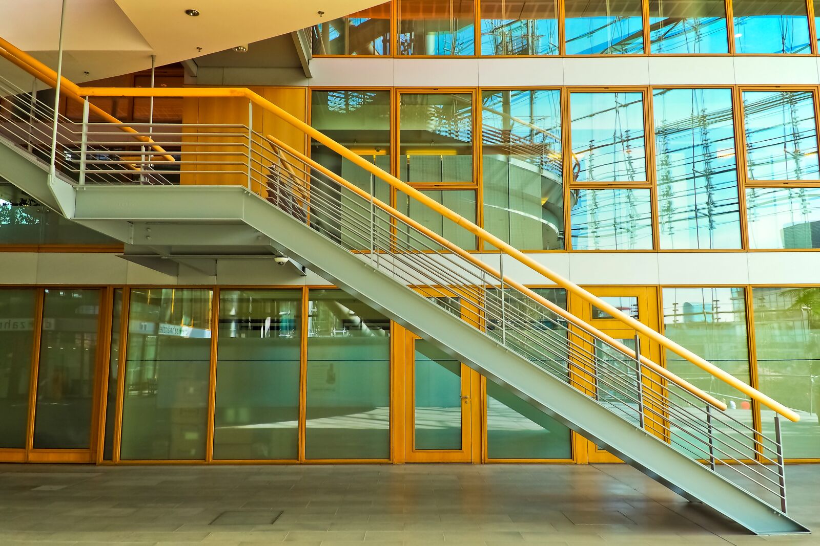 Olympus OM-D E-M10 sample photo. Architecture, interior design, building photography