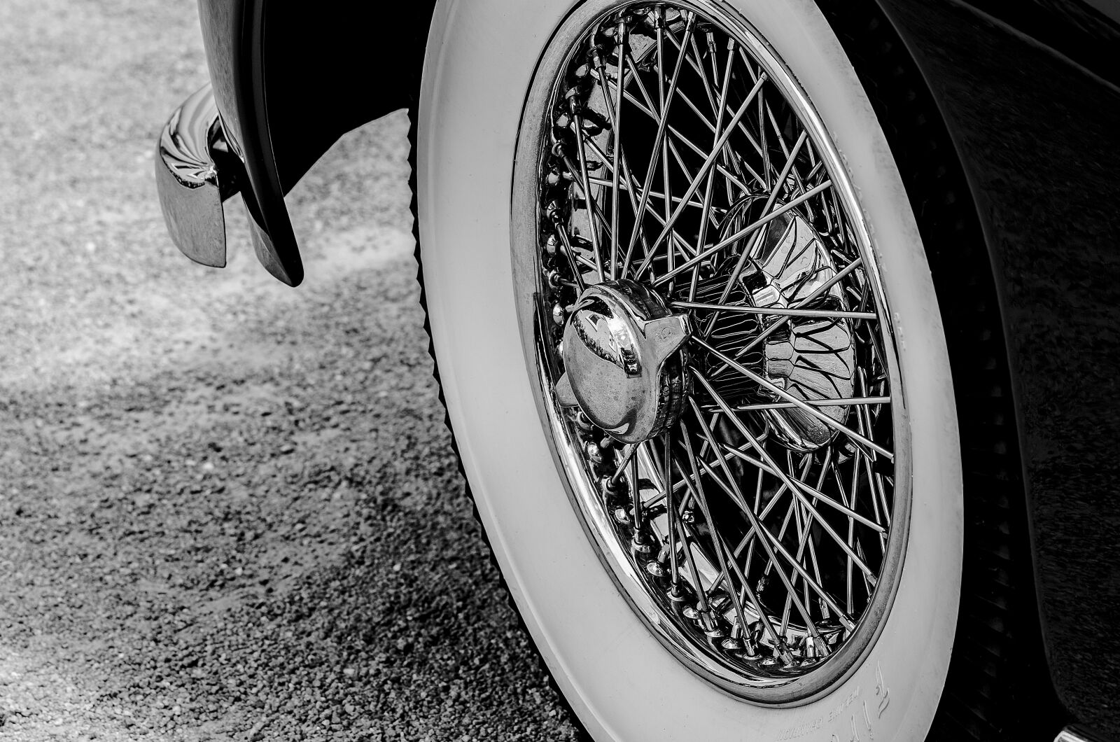 Nikon D7000 sample photo. Car, wheel, old photography