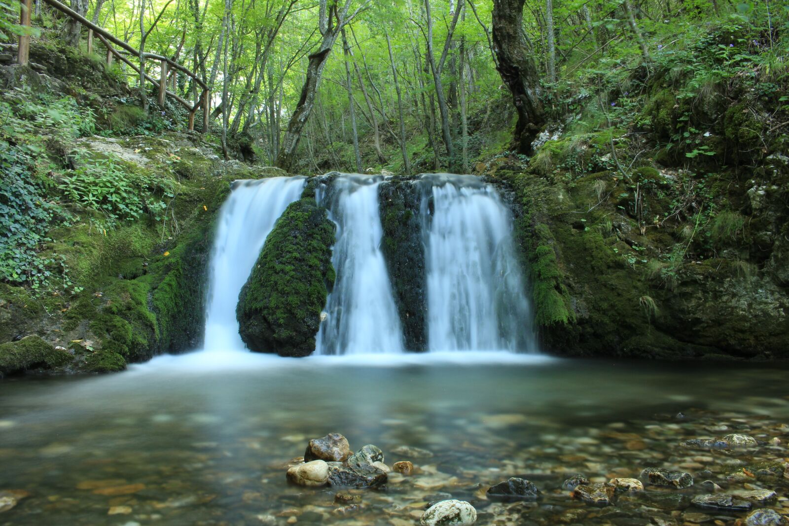 Canon EOS 700D (EOS Rebel T5i / EOS Kiss X7i) sample photo. Waterfall, nature, forest photography