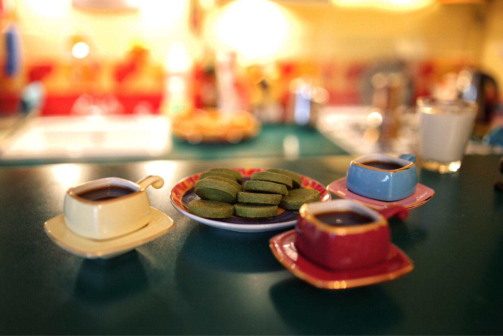 Canon EOS 6D sample photo. Espresso, time, with, green photography