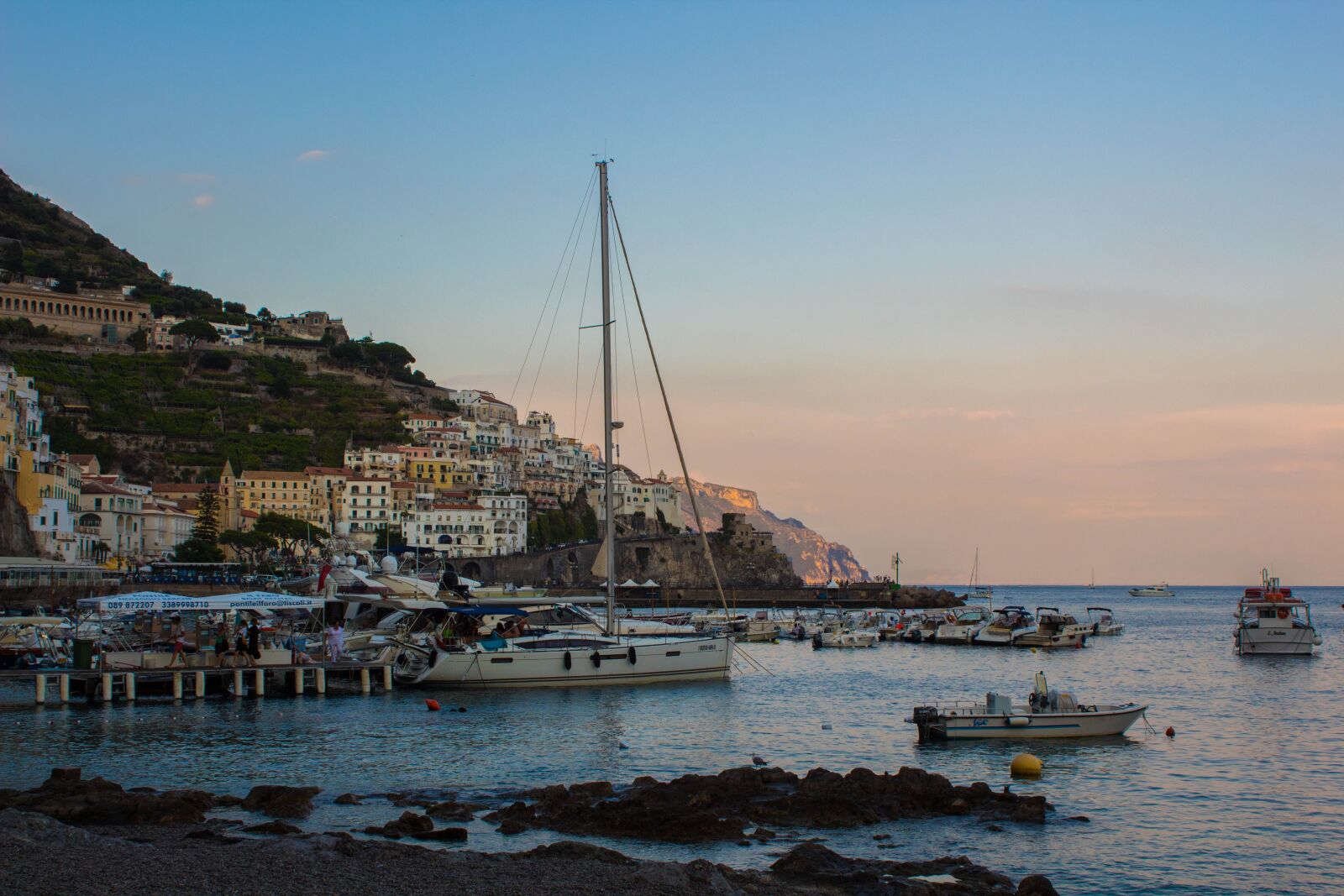 Canon EOS 1300D (EOS Rebel T6 / EOS Kiss X80) sample photo. Italy, landscape, water photography