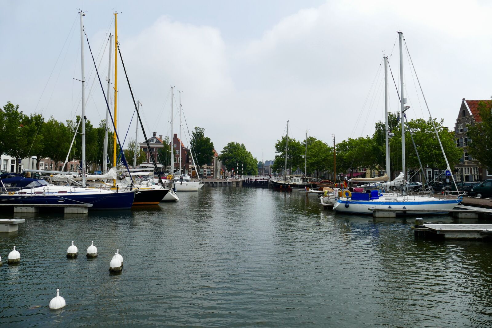 Panasonic Lumix DMC-FZ1000 sample photo. Port, harlingen, bathrooms photography