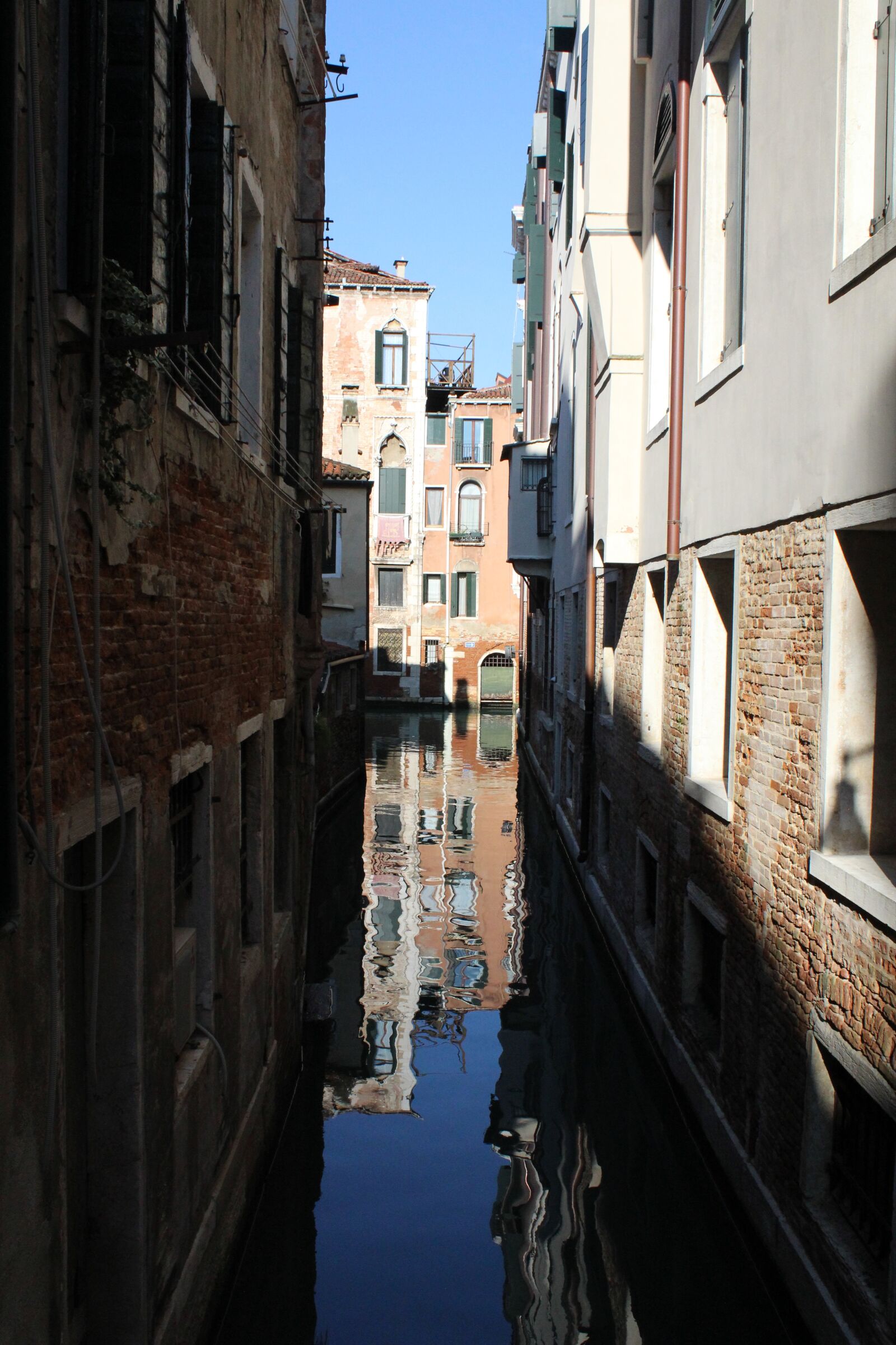 Canon EOS 1300D (EOS Rebel T6 / EOS Kiss X80) sample photo. Venice, channel, gondola photography