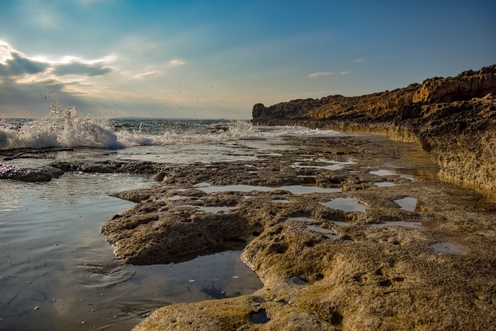 Nikon D3300 sample photo. Wave, sea, foam photography