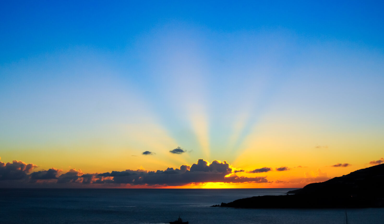 Nikon D300 sample photo. Sea, dawn, sky, sunset photography