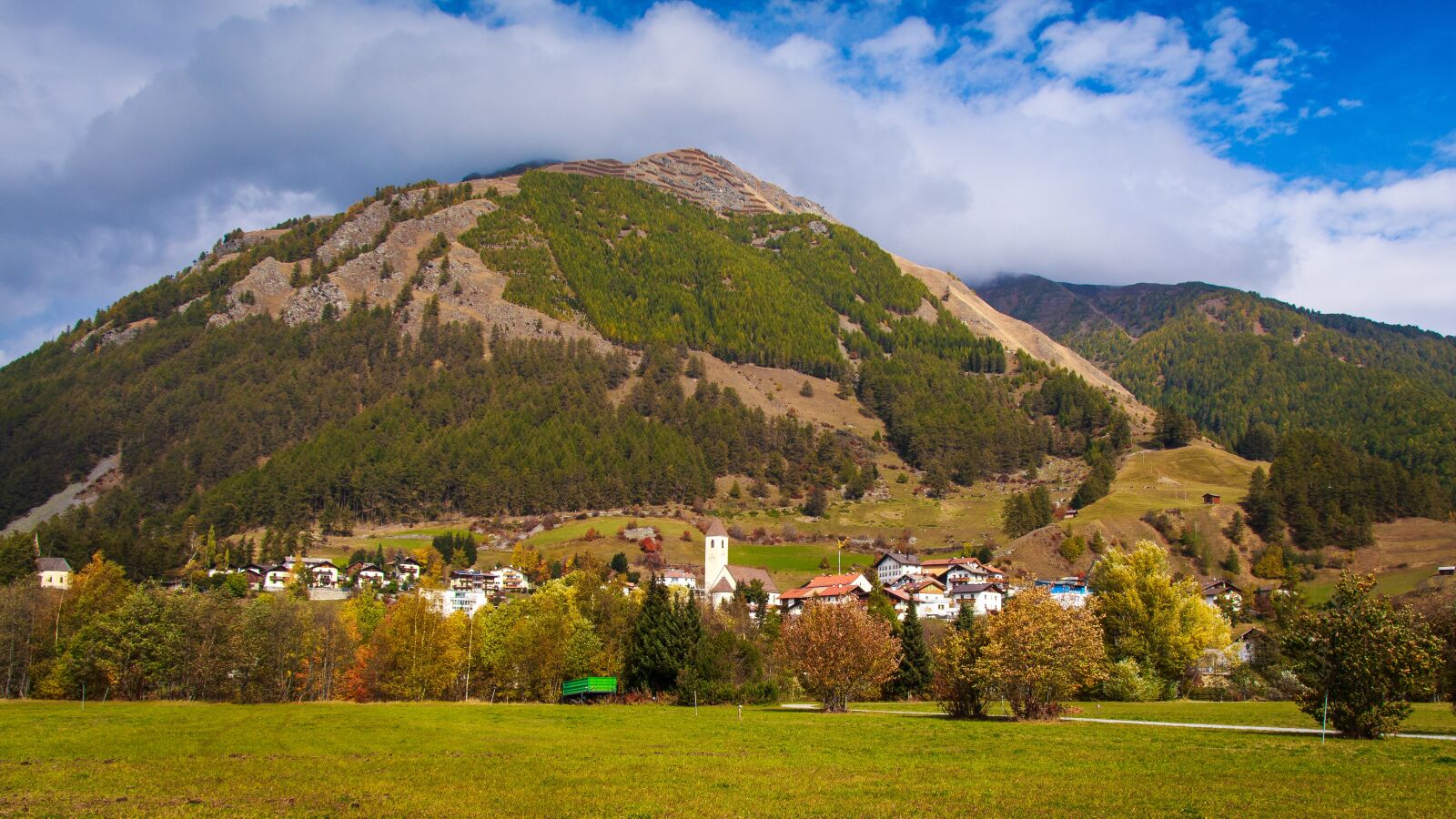 Canon EOS 650D (EOS Rebel T4i / EOS Kiss X6i) sample photo. Bergdorf, south tyrol, reschensee photography