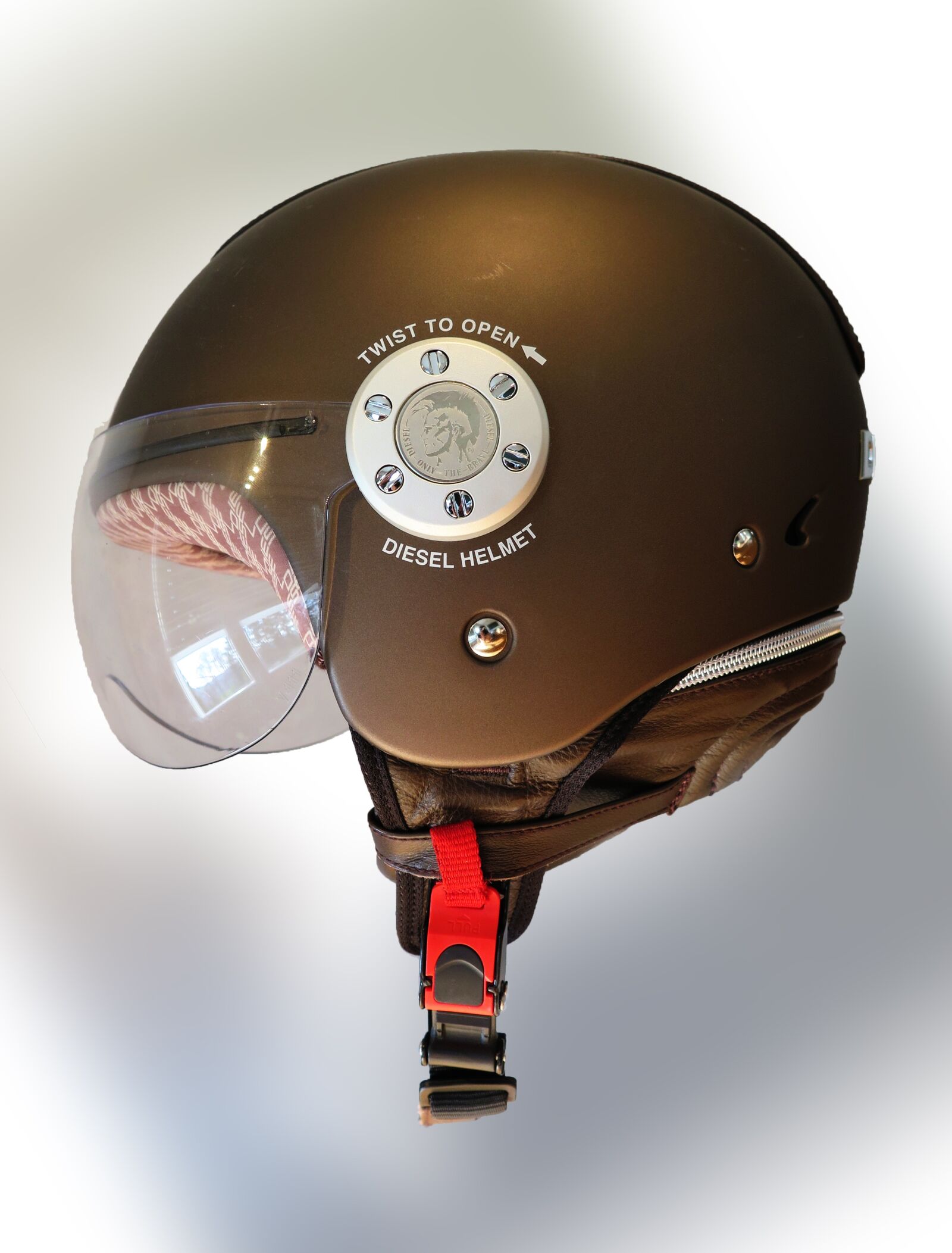 Canon PowerShot G16 sample photo. Helmet, brown, motorcycle photography