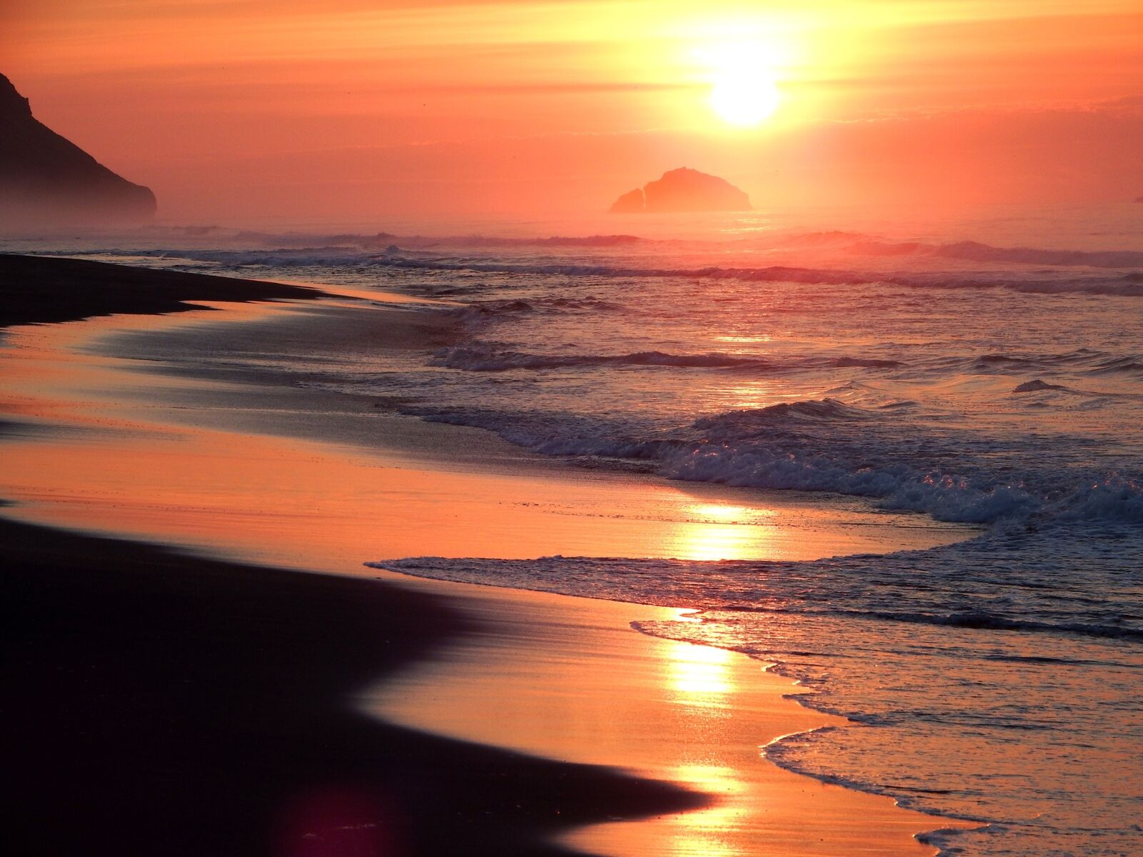 Fujifilm FinePix S1 sample photo. Sunrise, dawn, the pacific photography