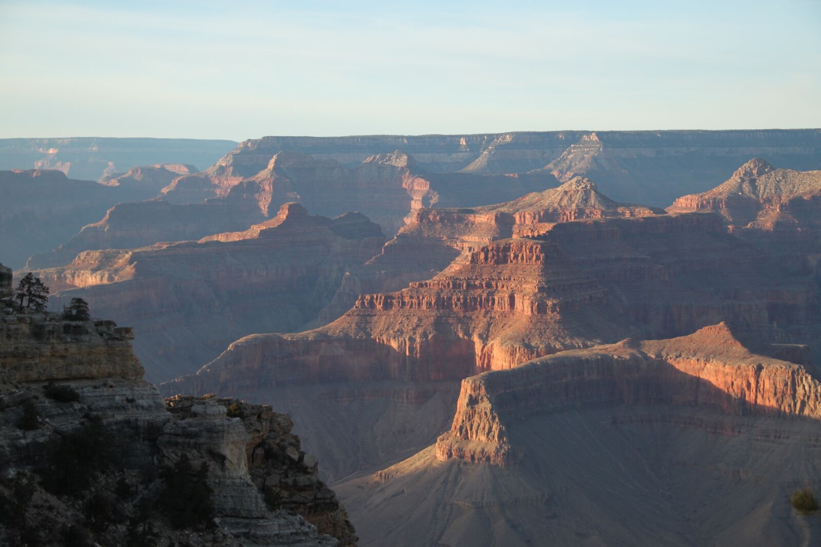 Canon EOS 500D (EOS Rebel T1i / EOS Kiss X3) sample photo. Widescreen, landscape, mountain photography