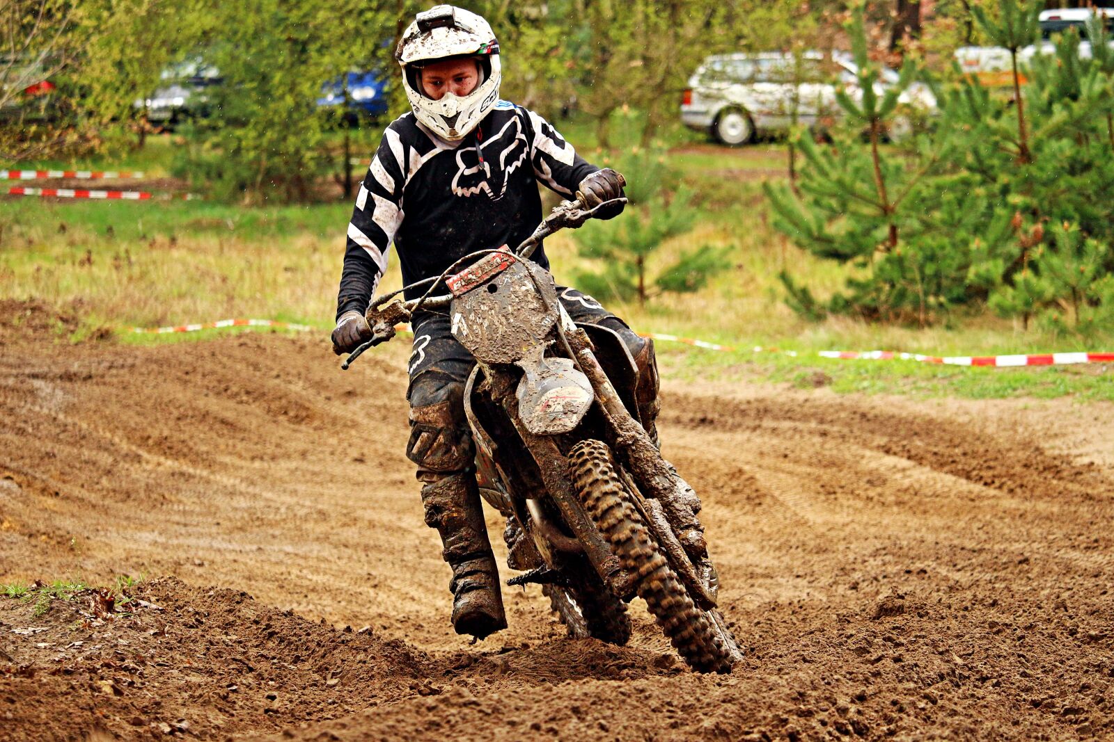 Canon EOS 100D (EOS Rebel SL1 / EOS Kiss X7) sample photo. Motorcycle, motorsport, enduro photography