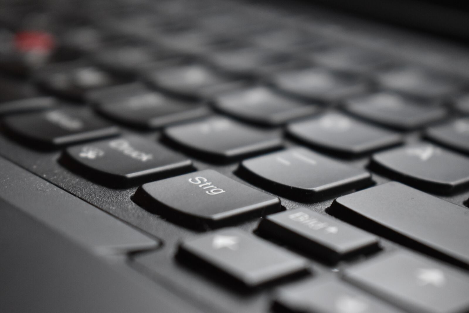 Nikon D5600 sample photo. Lenovo, thinkpad, laptop photography