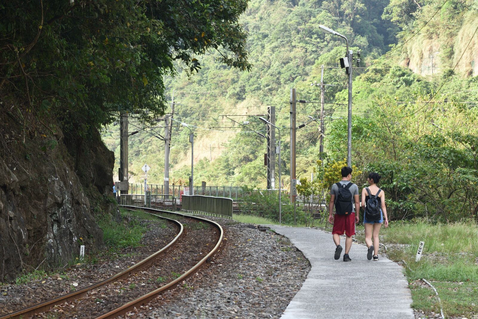 Nikon D750 sample photo. Tourism, train, transport system photography