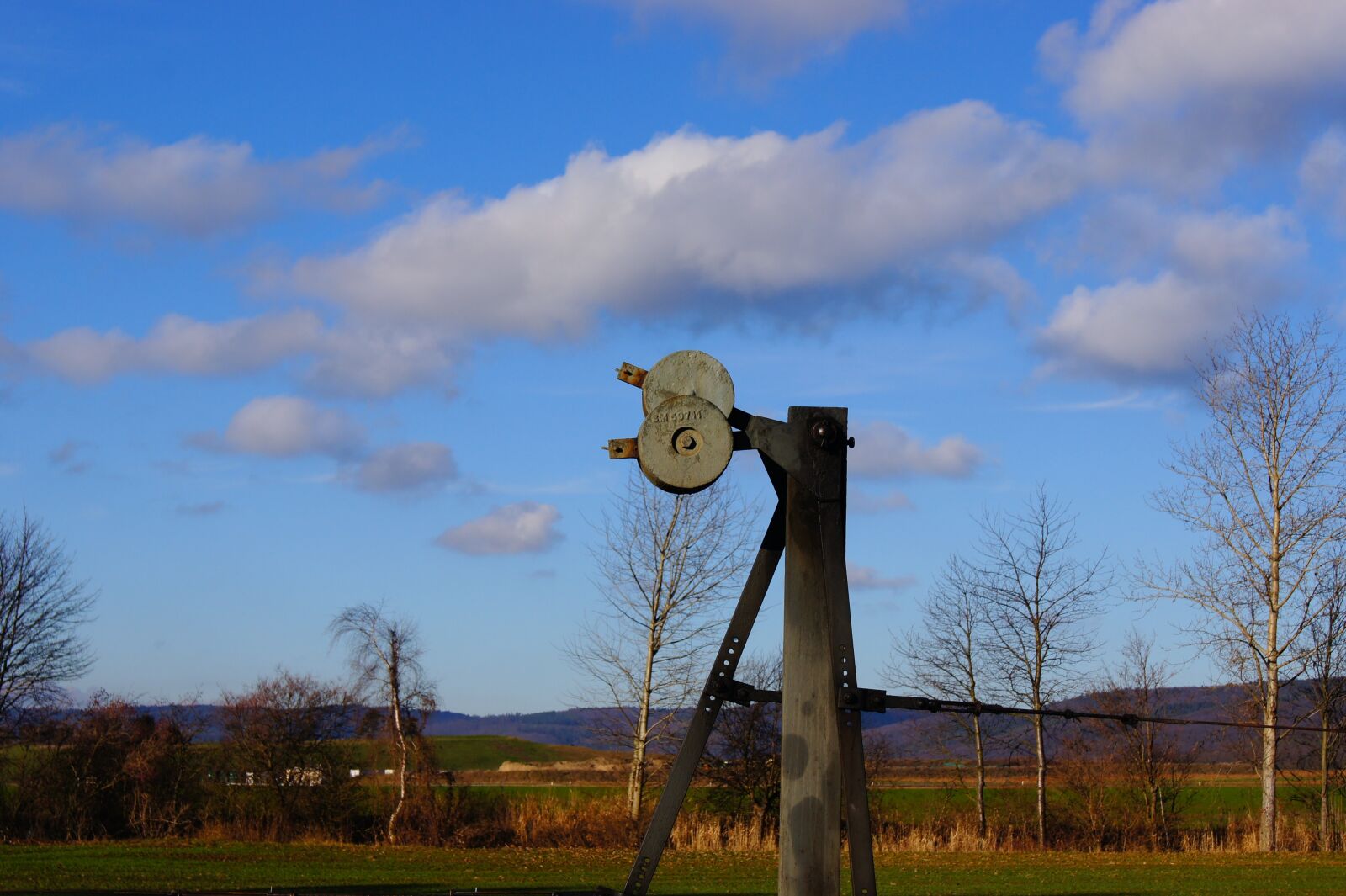 Sony SLT-A33 sample photo. Switch, switchman, technology photography