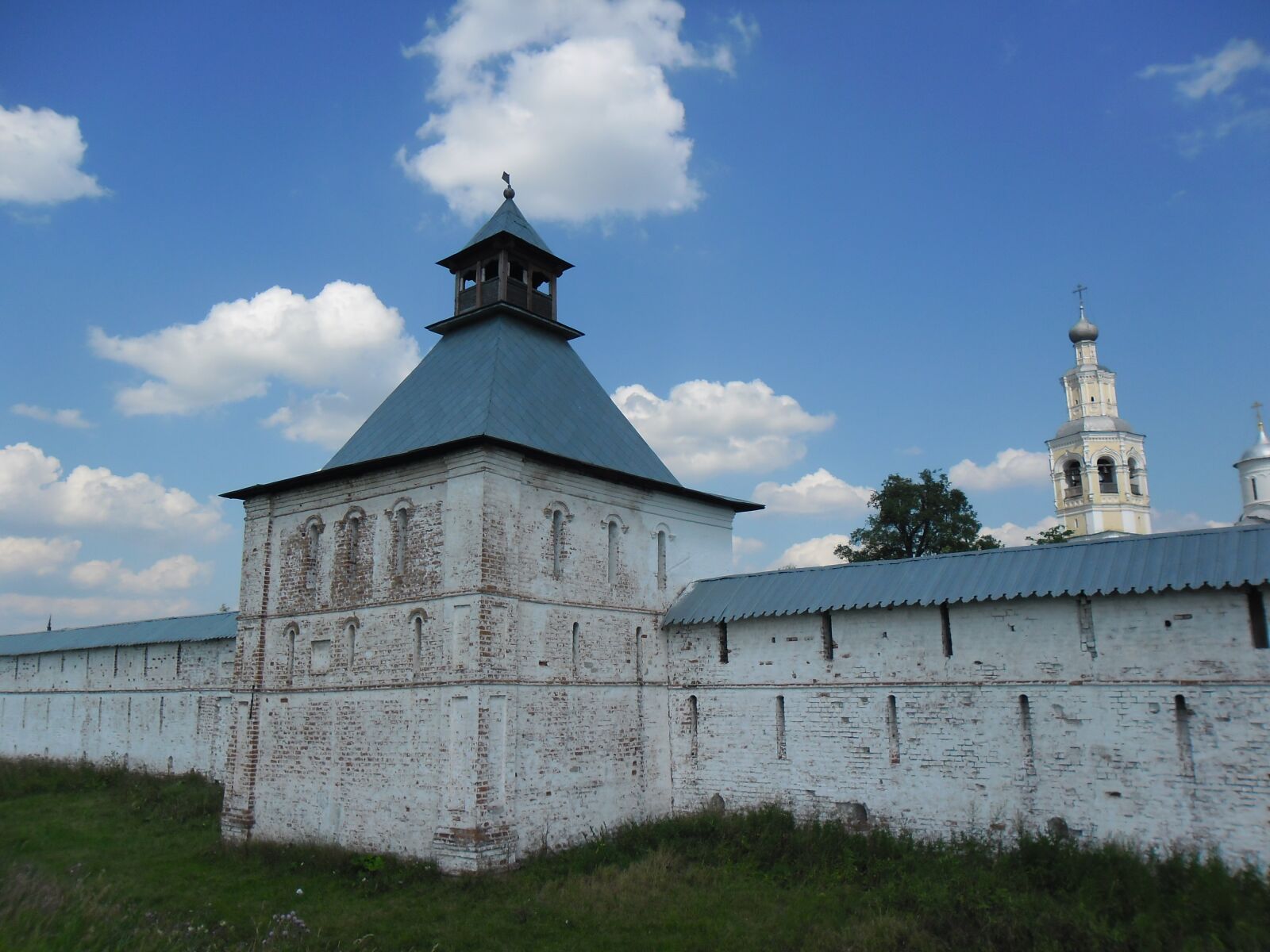 Samsung ES80/ ES81 sample photo. Fortress, the kremlin, fortification photography