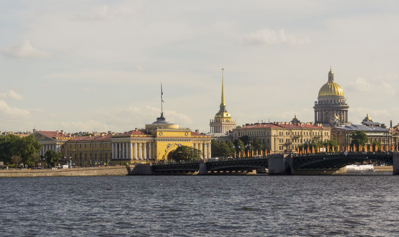 Sony SLT-A57 + Sony DT 18-250mm F3.5-6.3 sample photo. City, neva, st petersburg photography