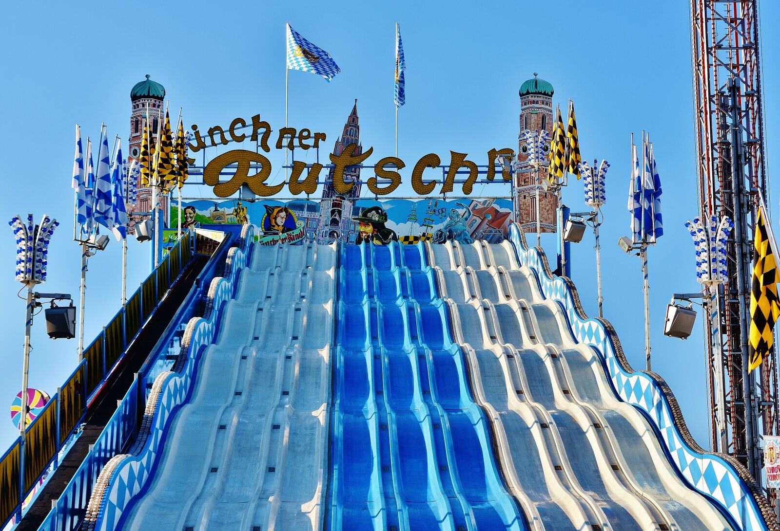 Nikon D7200 sample photo. Oktoberfest, munich slide, ride photography