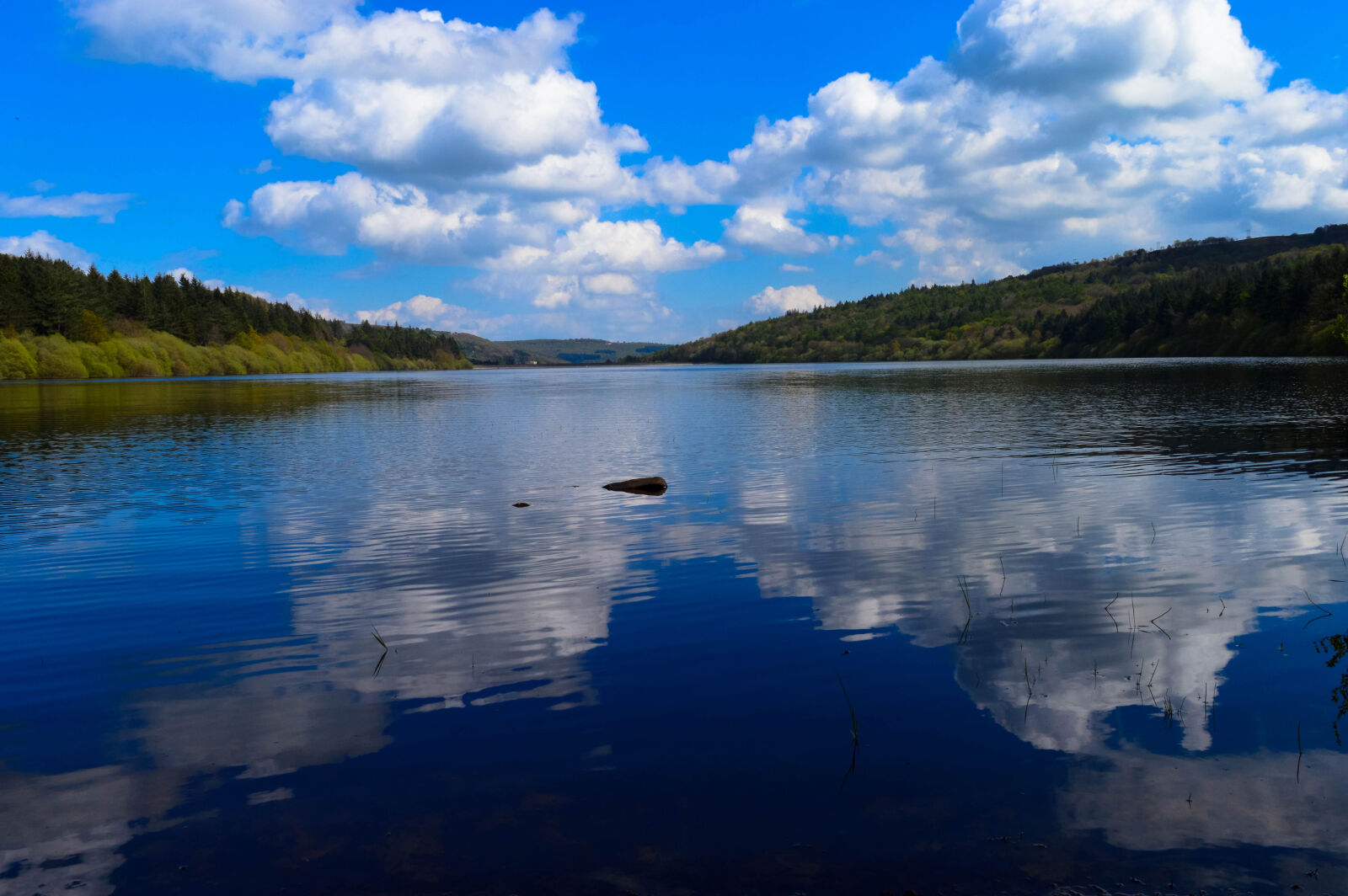 Nikon D3200 sample photo. Broomhead, reservoir photography
