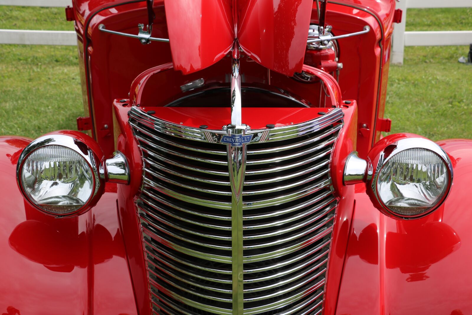 Canon EOS 750D (EOS Rebel T6i / EOS Kiss X8i) sample photo. Chevrolet, chevy, car photography
