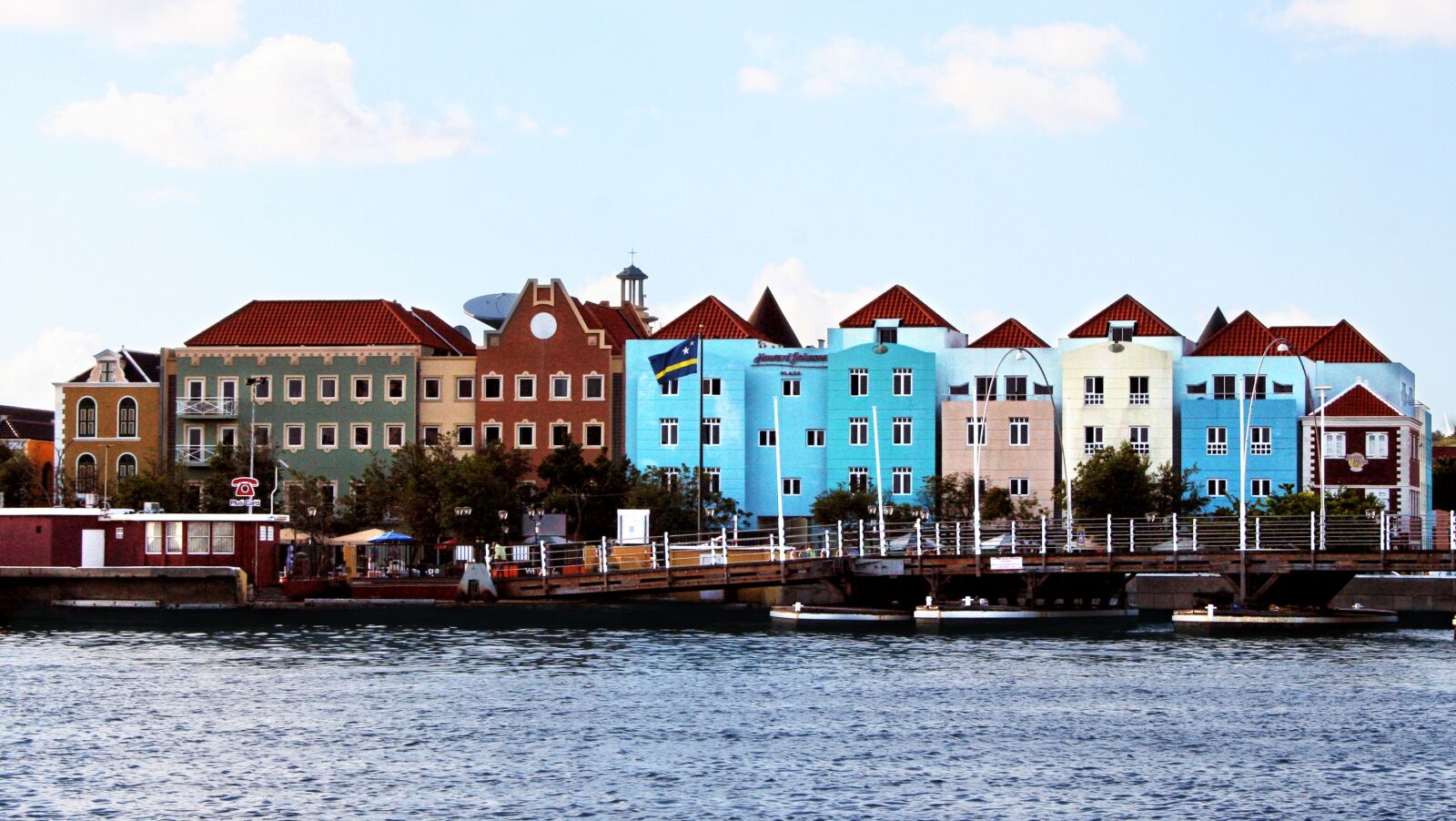 Canon EOS 20D sample photo. Curacao, tropical, caribbean photography