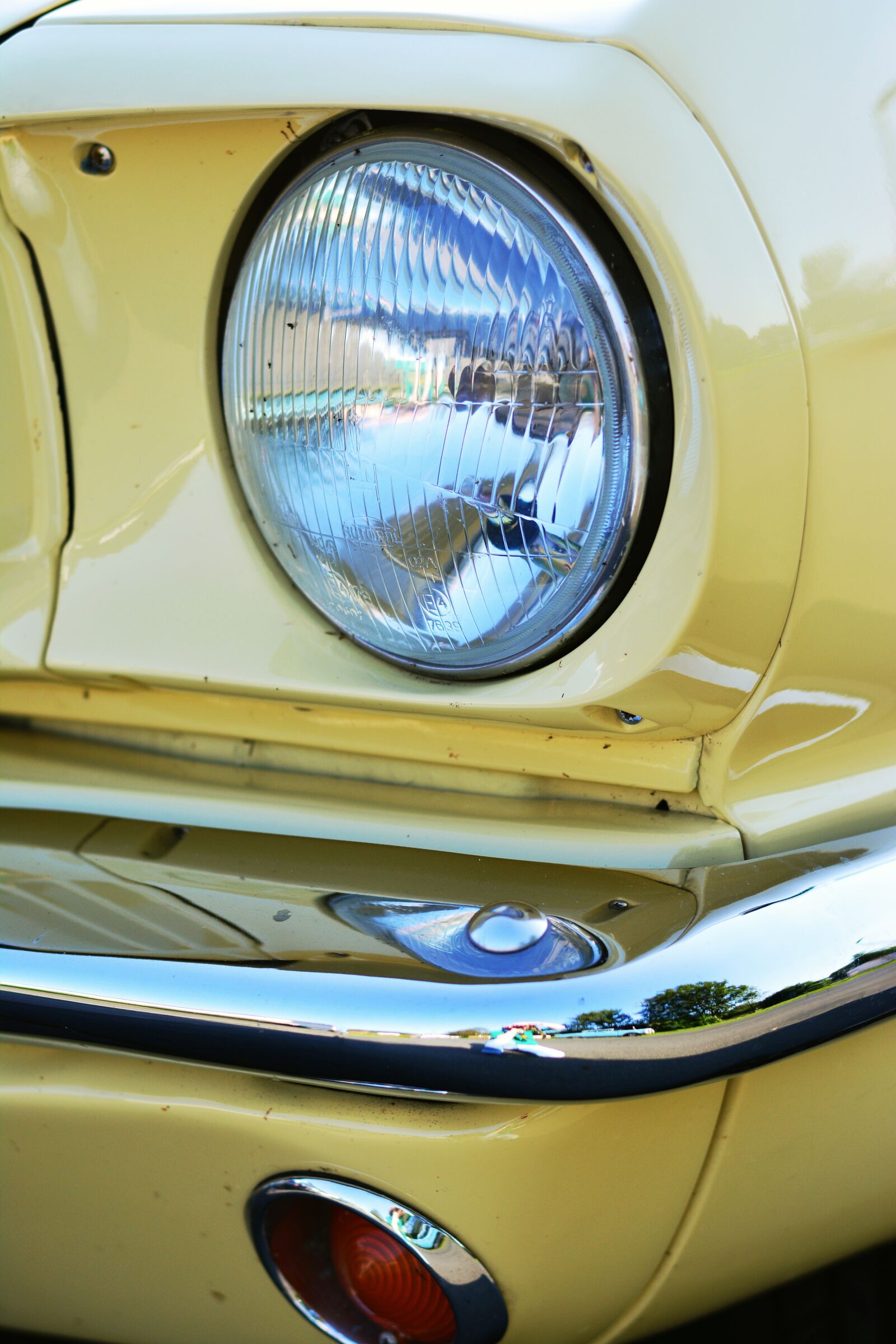 Nikon D5200 sample photo. Spotlight, oldtimer, auto photography