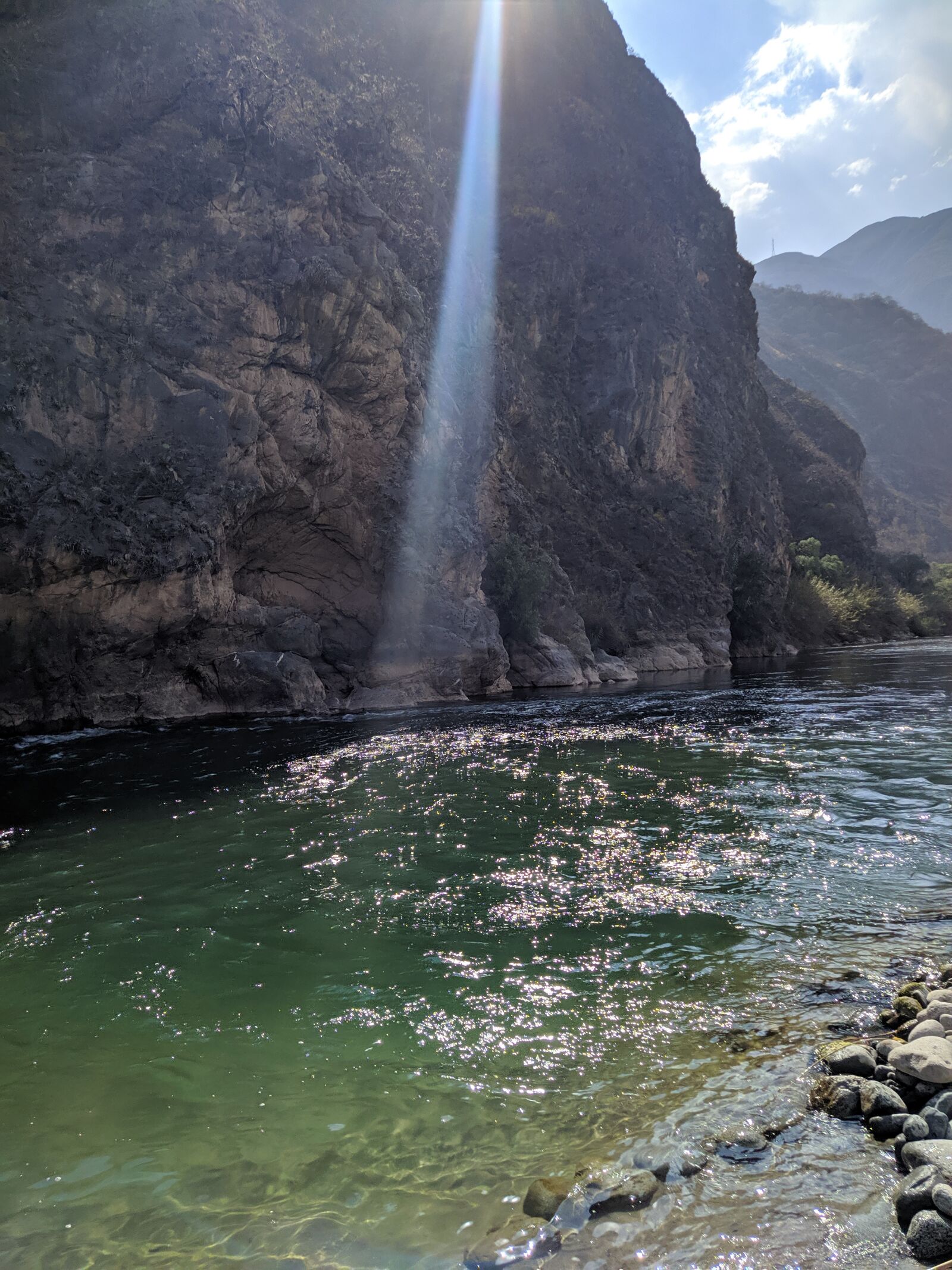 Xiaomi Redmi Note 7 sample photo. Rio, yaca, peru photography