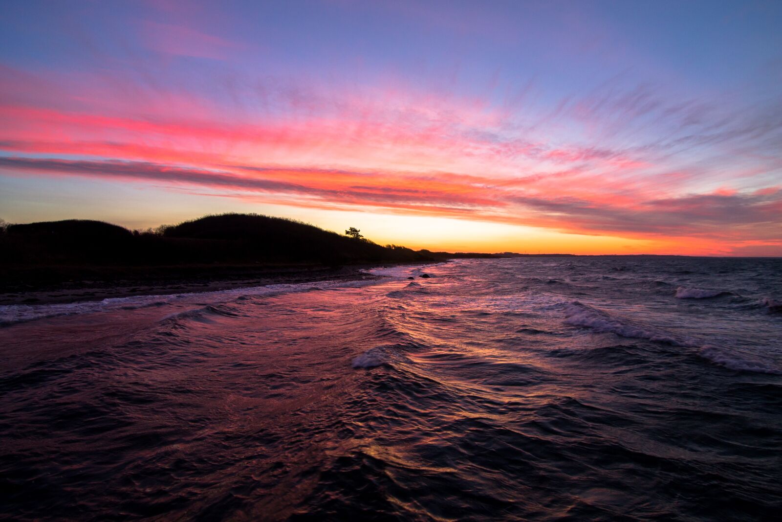 Canon EOS 1100D (EOS Rebel T3 / EOS Kiss X50) sample photo. Sunrise, landscape, sea photography