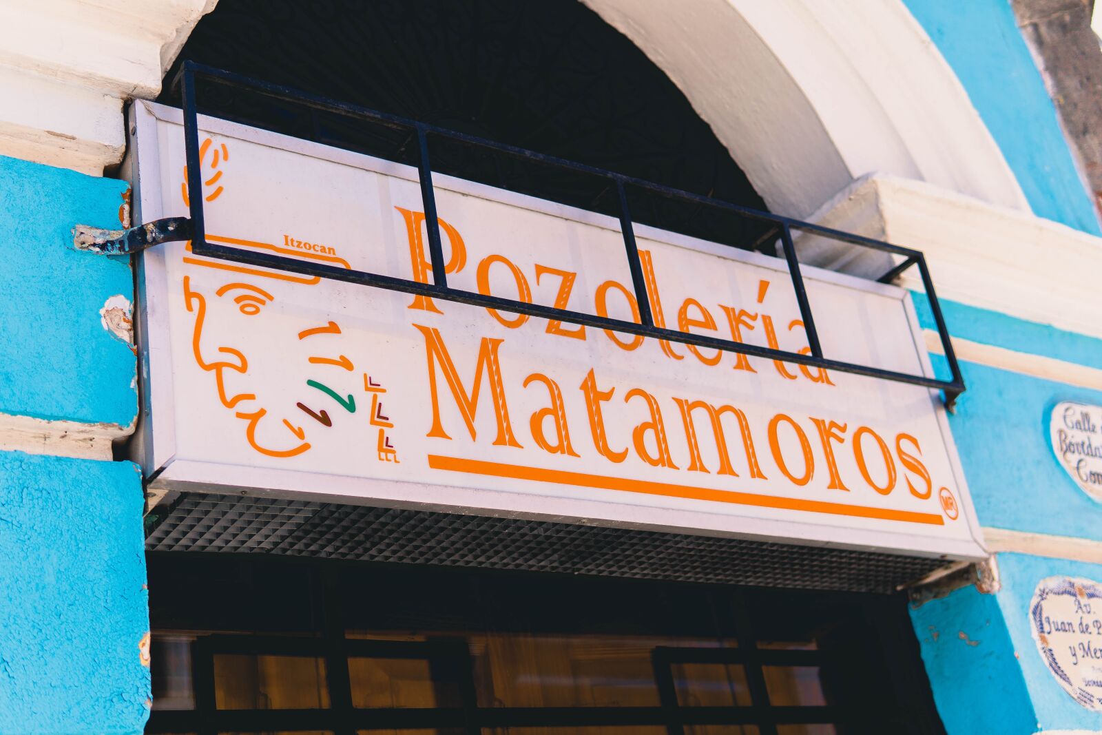 30mm F1.4 DC DN | Contemporary 016 sample photo. Comida, mexico, carnitas photography