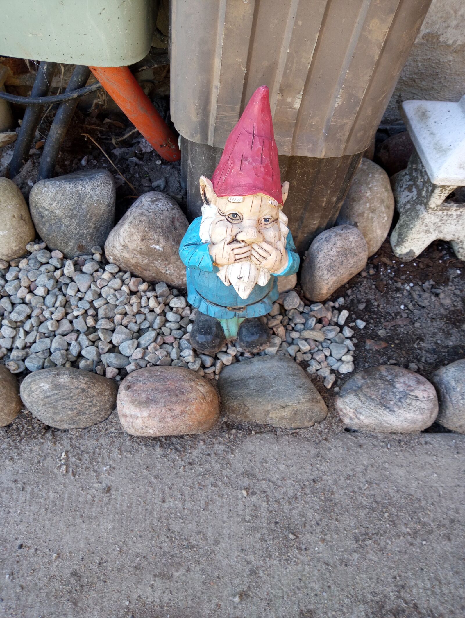 LG LM-X525 sample photo. Gnome, garden, dwarf photography