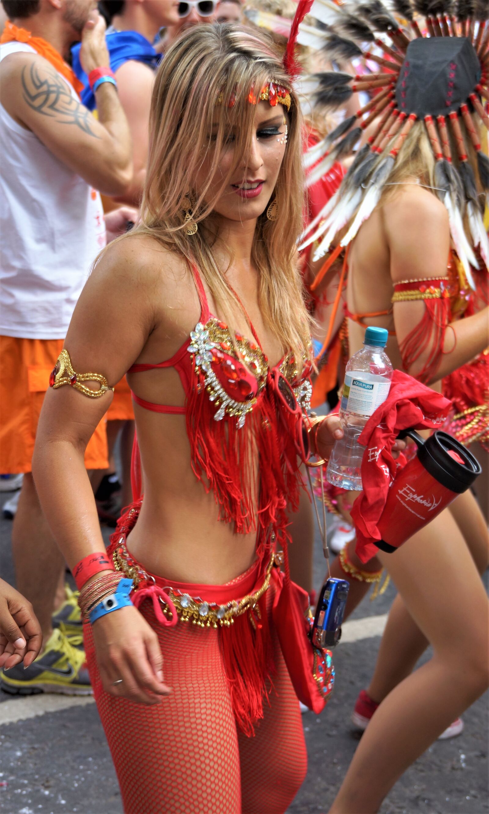 Sony Alpha NEX-7 sample photo. Carnival, headgear, costume photography