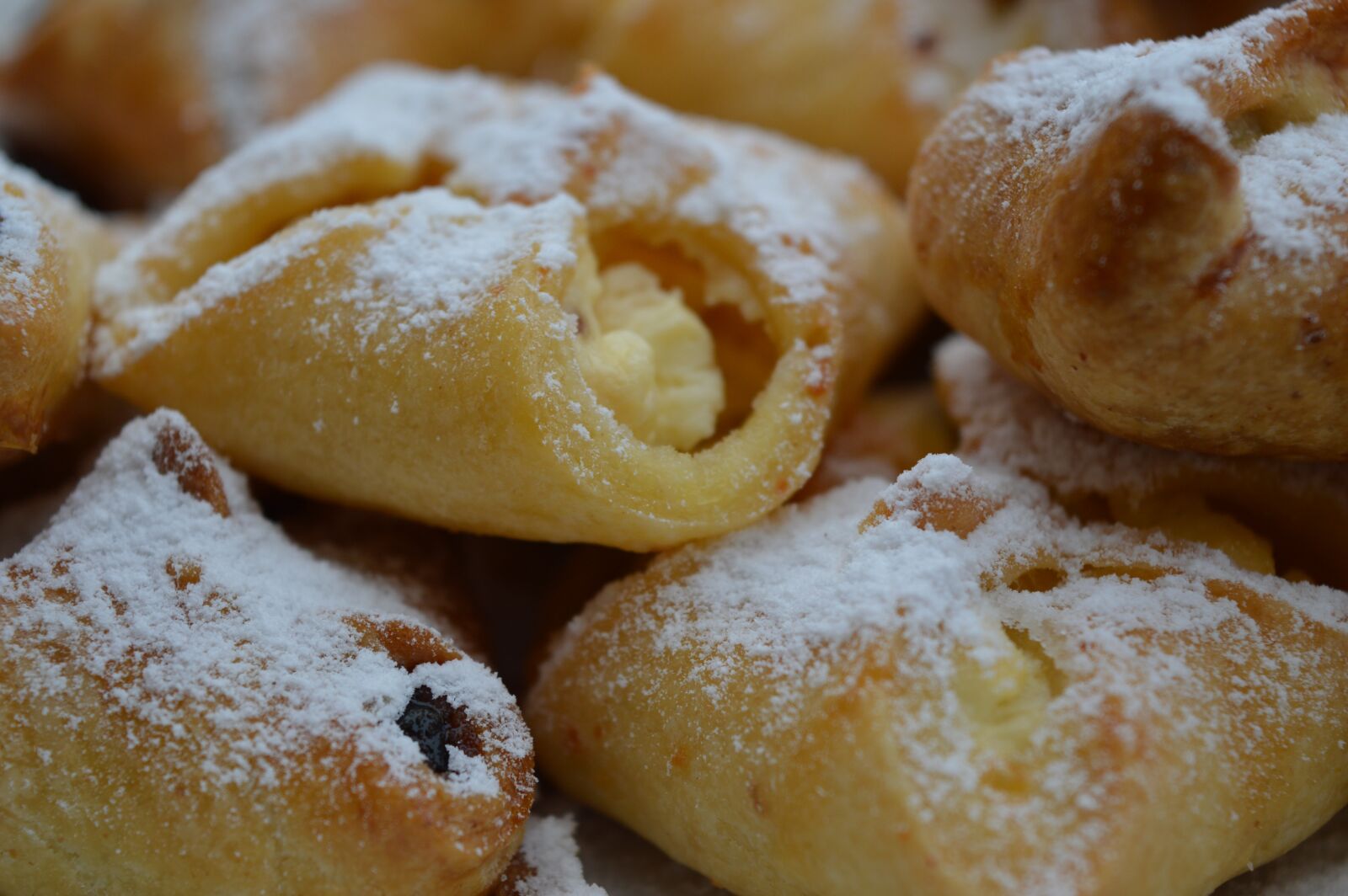 Nikon D3200 sample photo. Cakes, sweet, bake photography