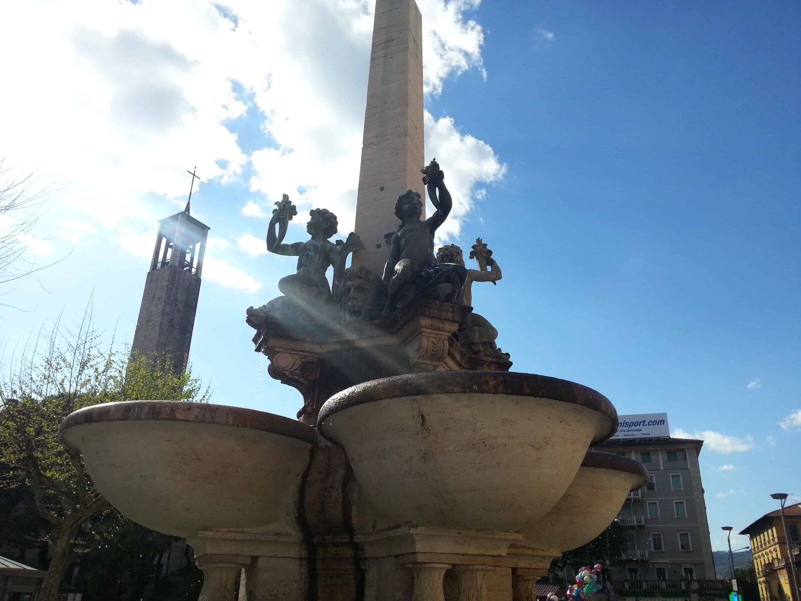 Samsung Galaxy S3 sample photo. Fountain, landmark, blue sky photography