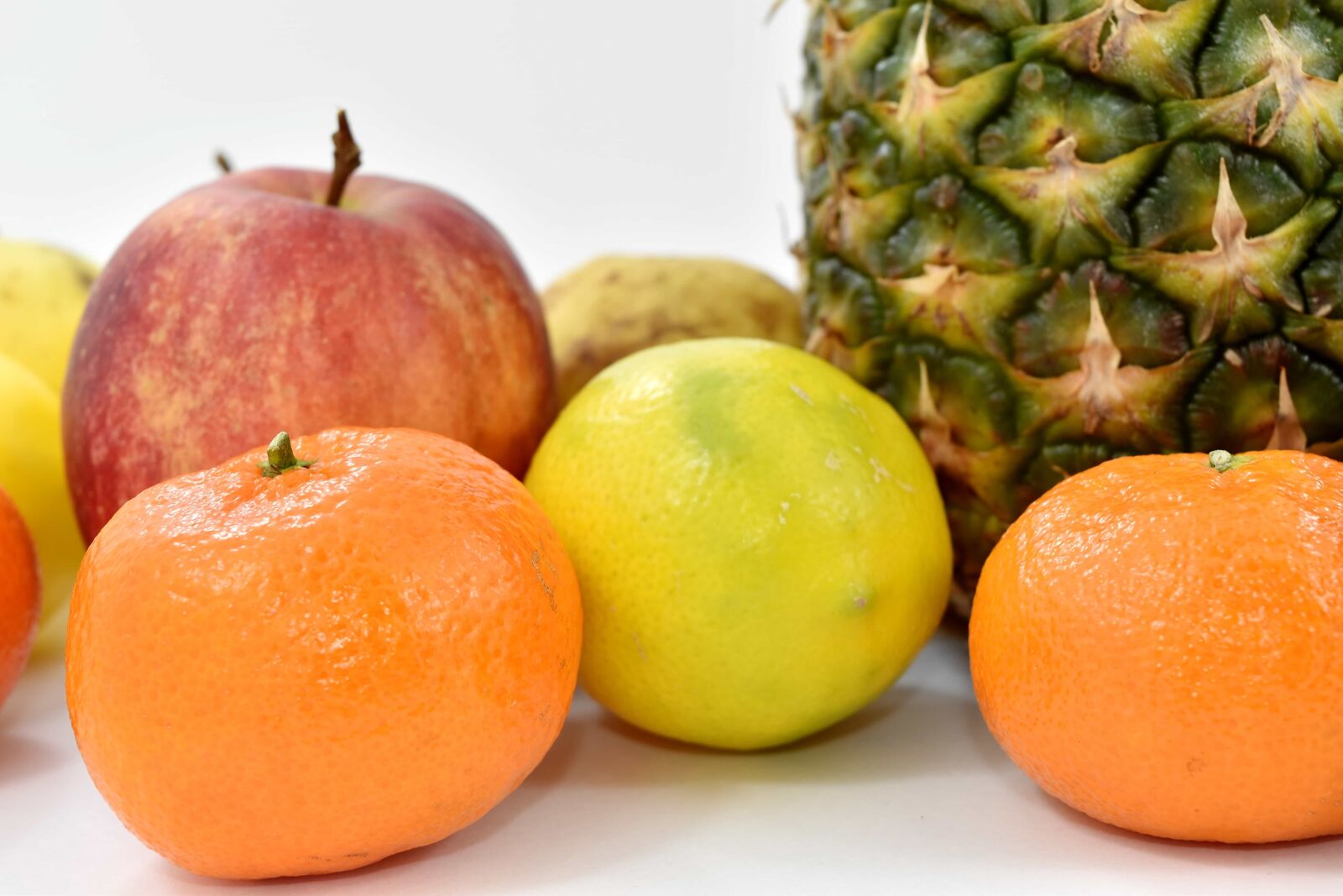 Nikon D5500 sample photo. Oranges, fruit, pineapple, tangerine photography