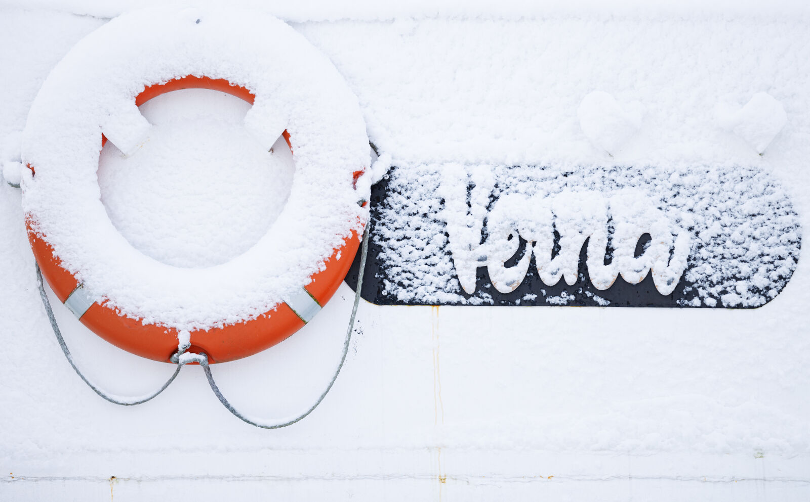 Canon RF 400mm F2.8L IS USM sample photo. Snowy boat photography