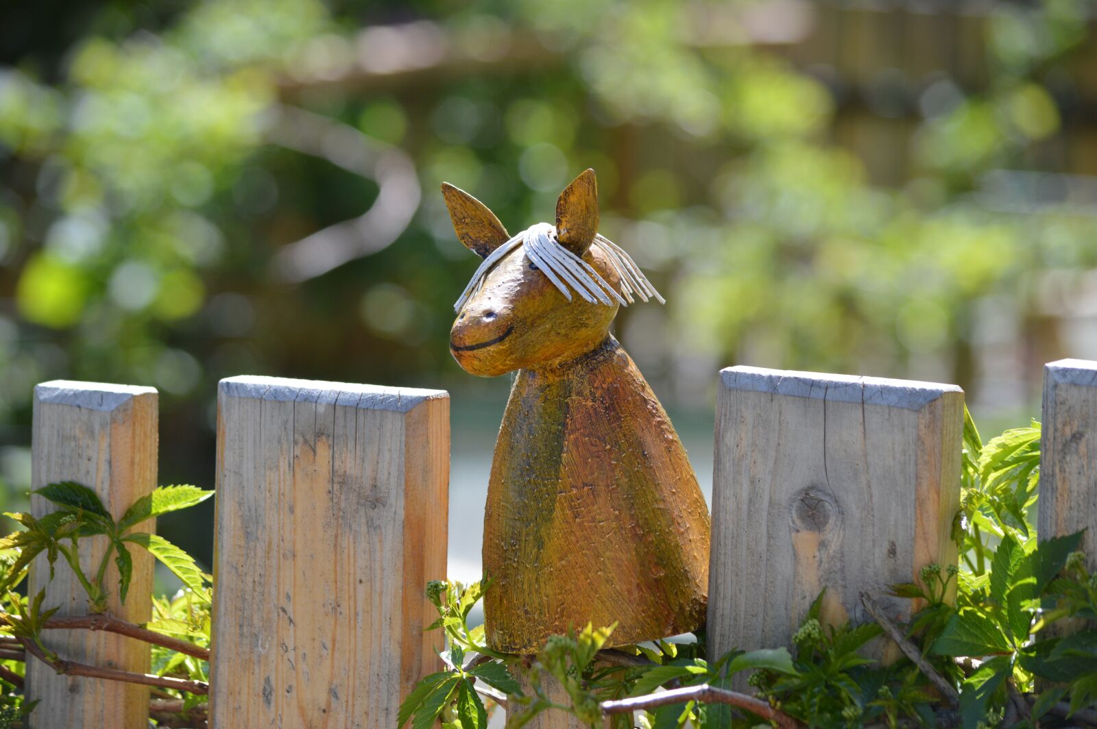 Nikon D3200 sample photo. Garden, fence, decoration photography