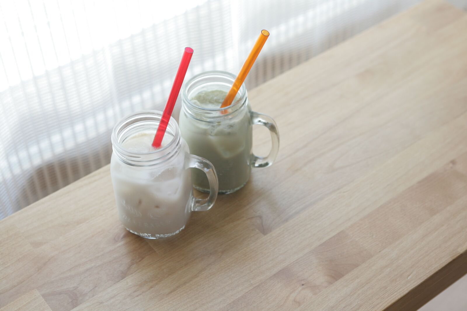 Canon EOS 5D sample photo. Drinks, wire, mixed grain photography