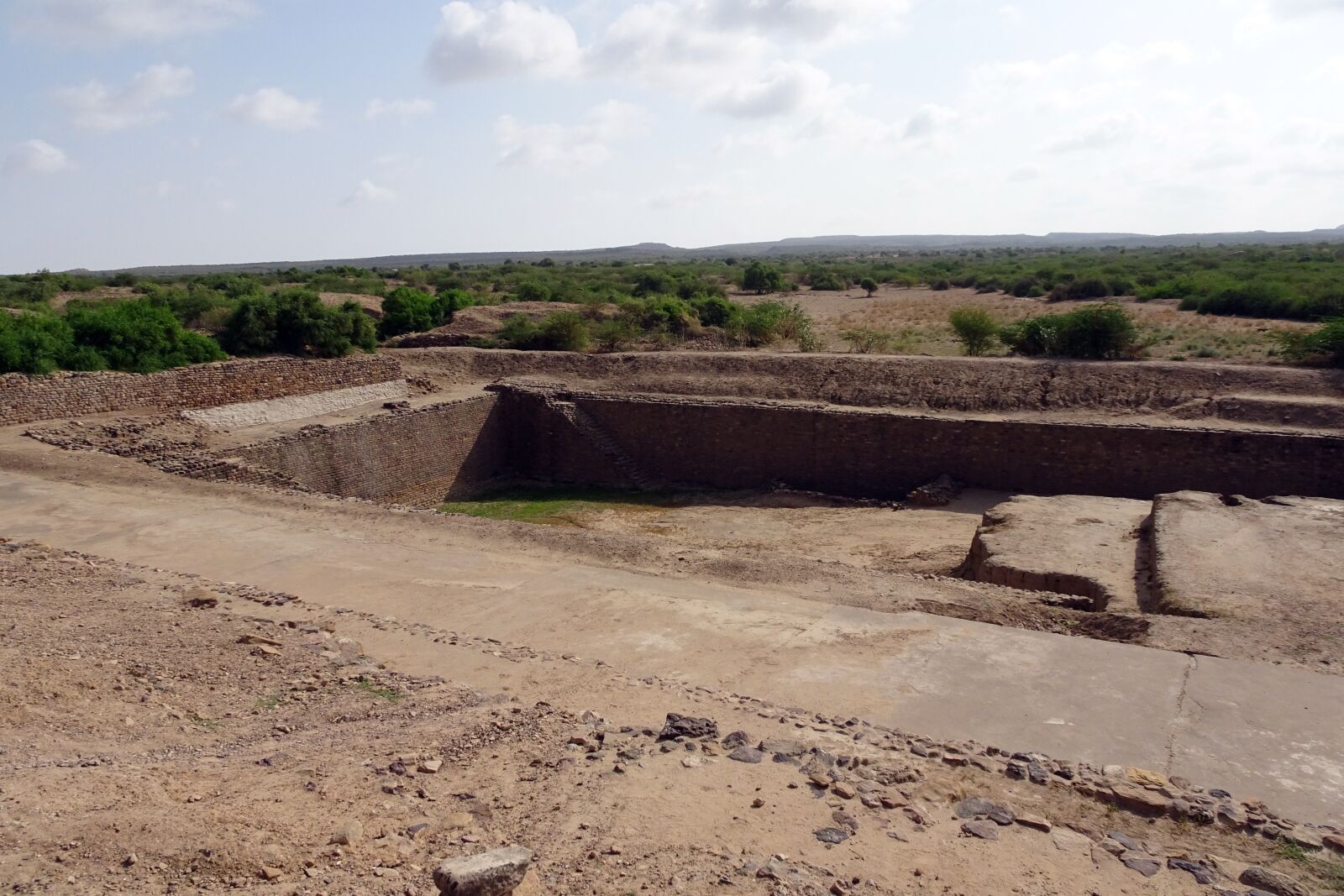 Sony Cyber-shot DSC-HX90V sample photo. Dholavira, archaeological site, excavation photography