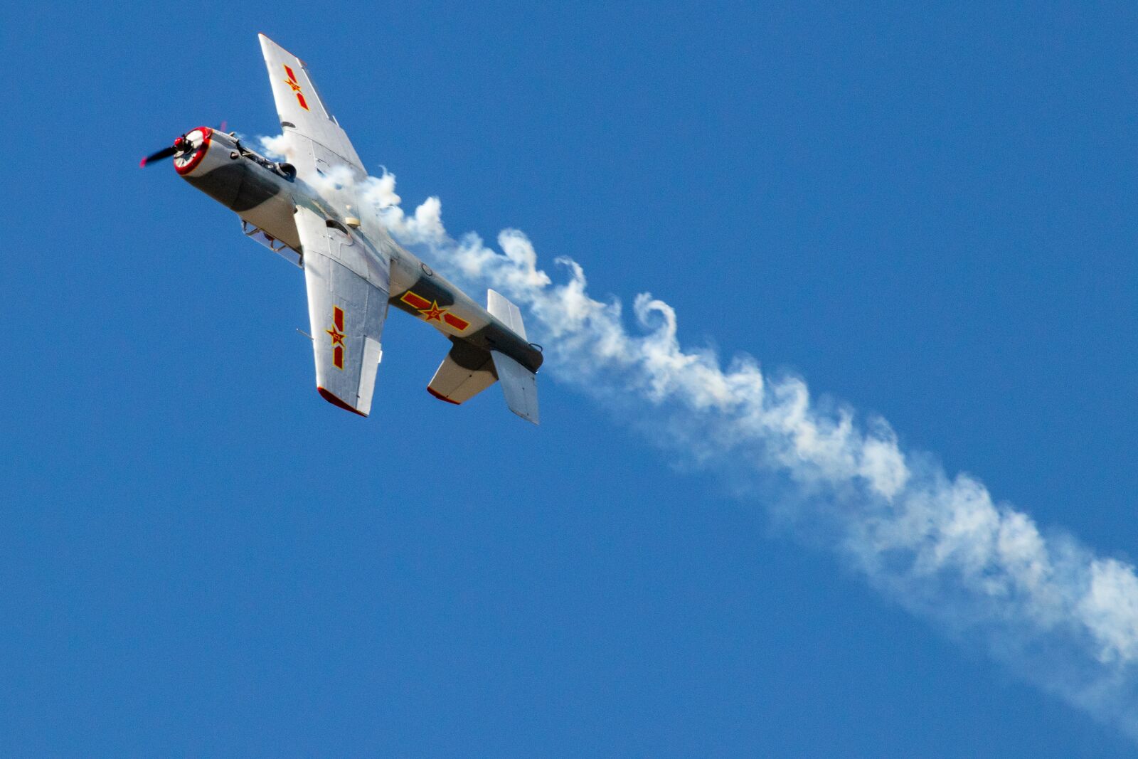 Canon EF 100-400mm F4.5-5.6L IS USM sample photo. Airplane, flight, aircraft photography