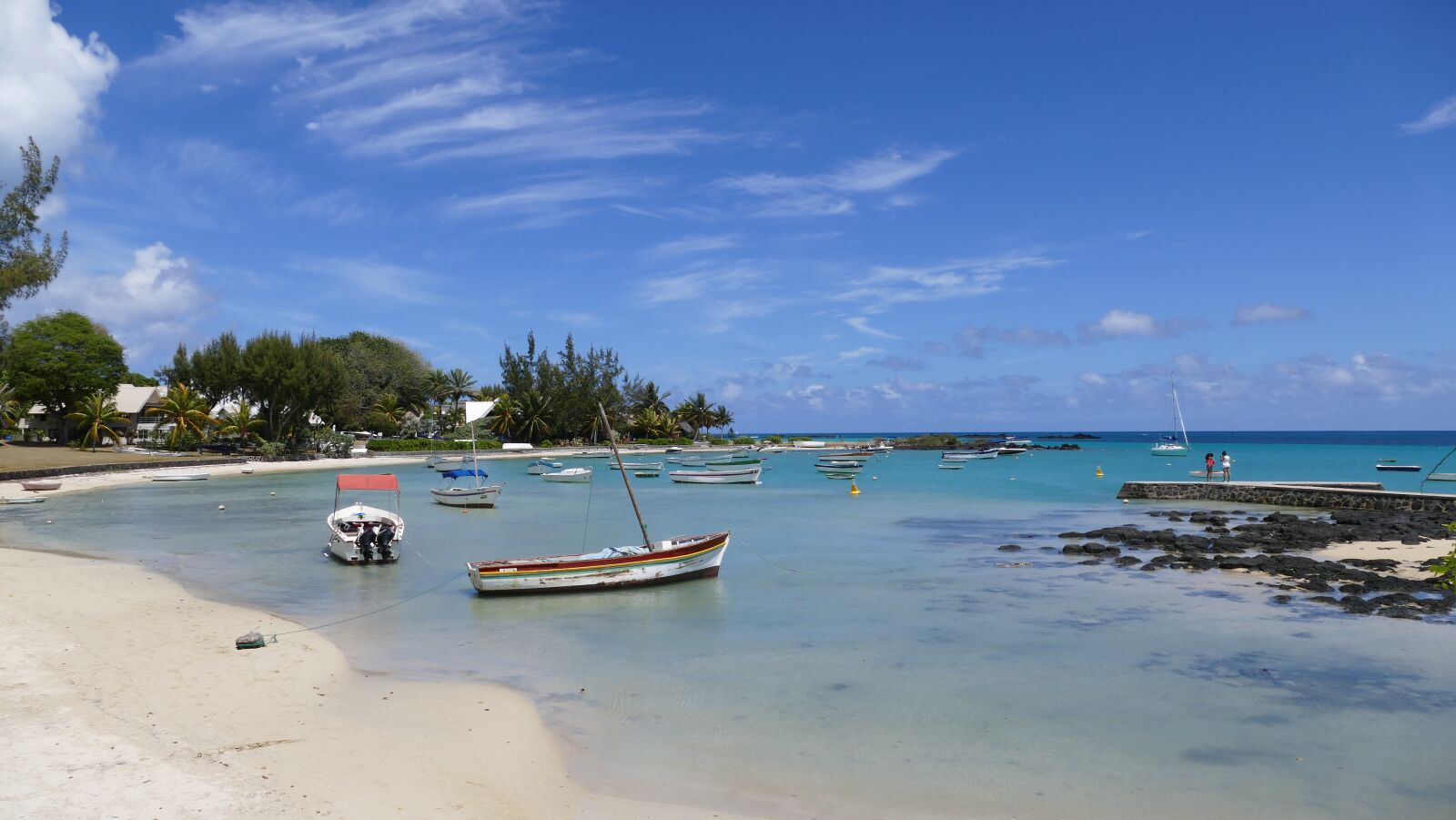 Panasonic Lumix DMC-FZ1000 sample photo. Cap malheureux, mauritius, church photography