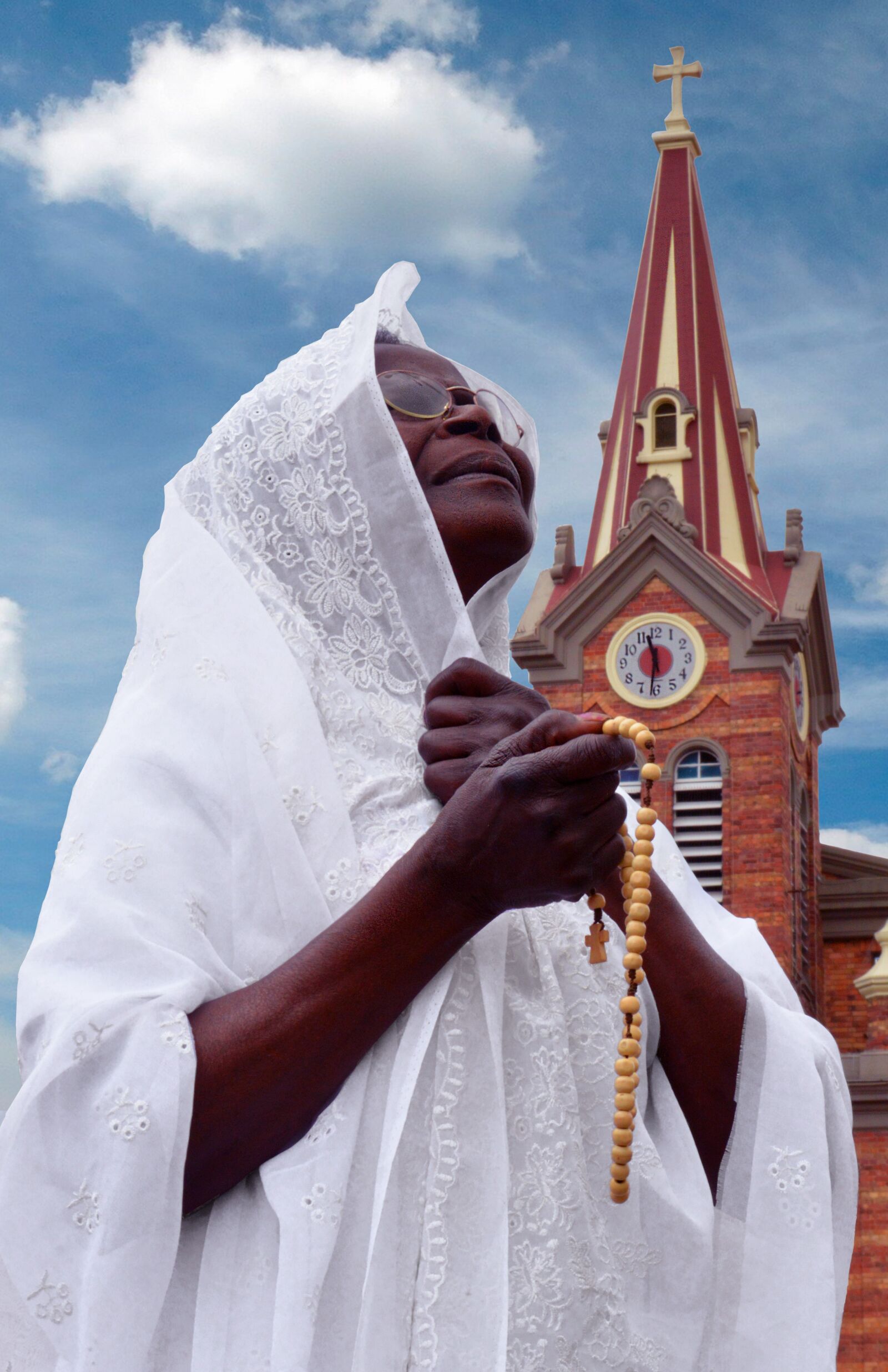 Nikon D3200 sample photo. Bogotá, church, pray photography