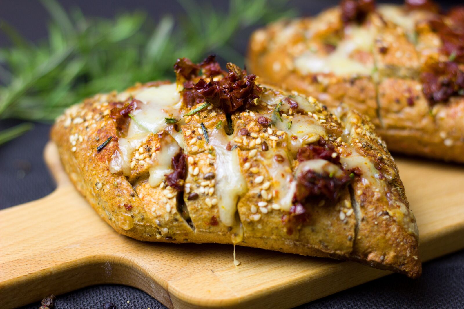Canon EOS 600D (Rebel EOS T3i / EOS Kiss X5) + Canon EF 50mm F1.8 STM sample photo. Bread, cheese, tomatoes photography