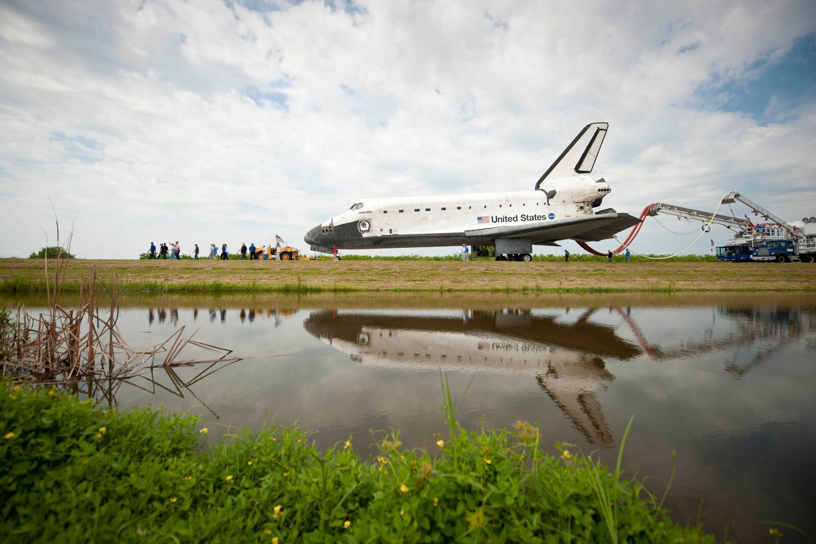 Nikon D3X sample photo. Atlantis space shuttle, spaceship photography