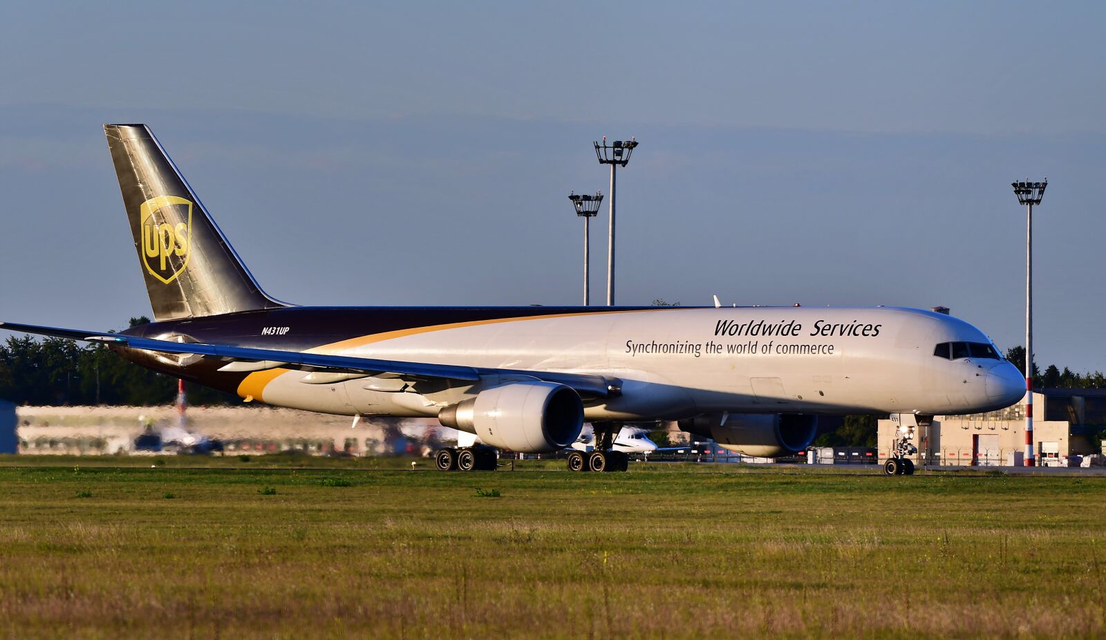 Nikon D7500 sample photo. Aircraft, airport, boeing photography