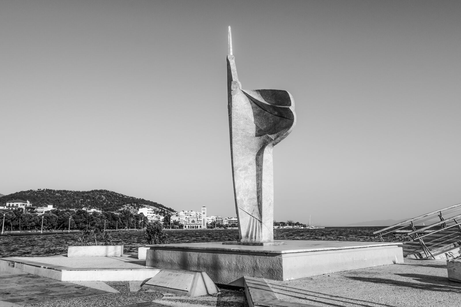 Nikon D3300 sample photo. Greece, volos, monument photography