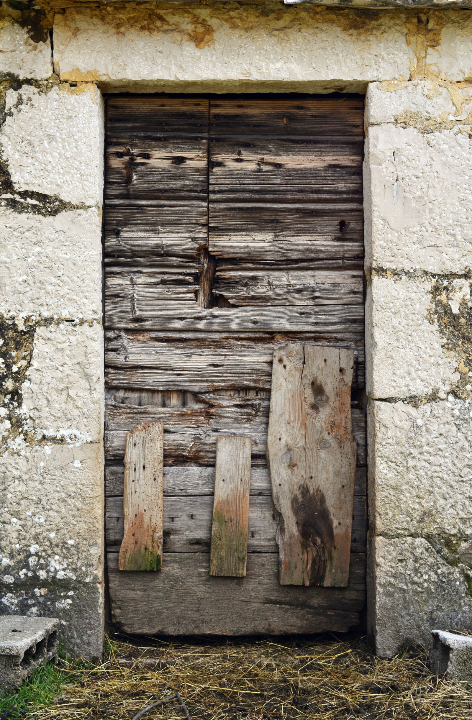Nikon D5200 sample photo. Door, wooden door, doorpost photography